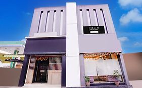 Super Collection O Asalpha Near International Airport